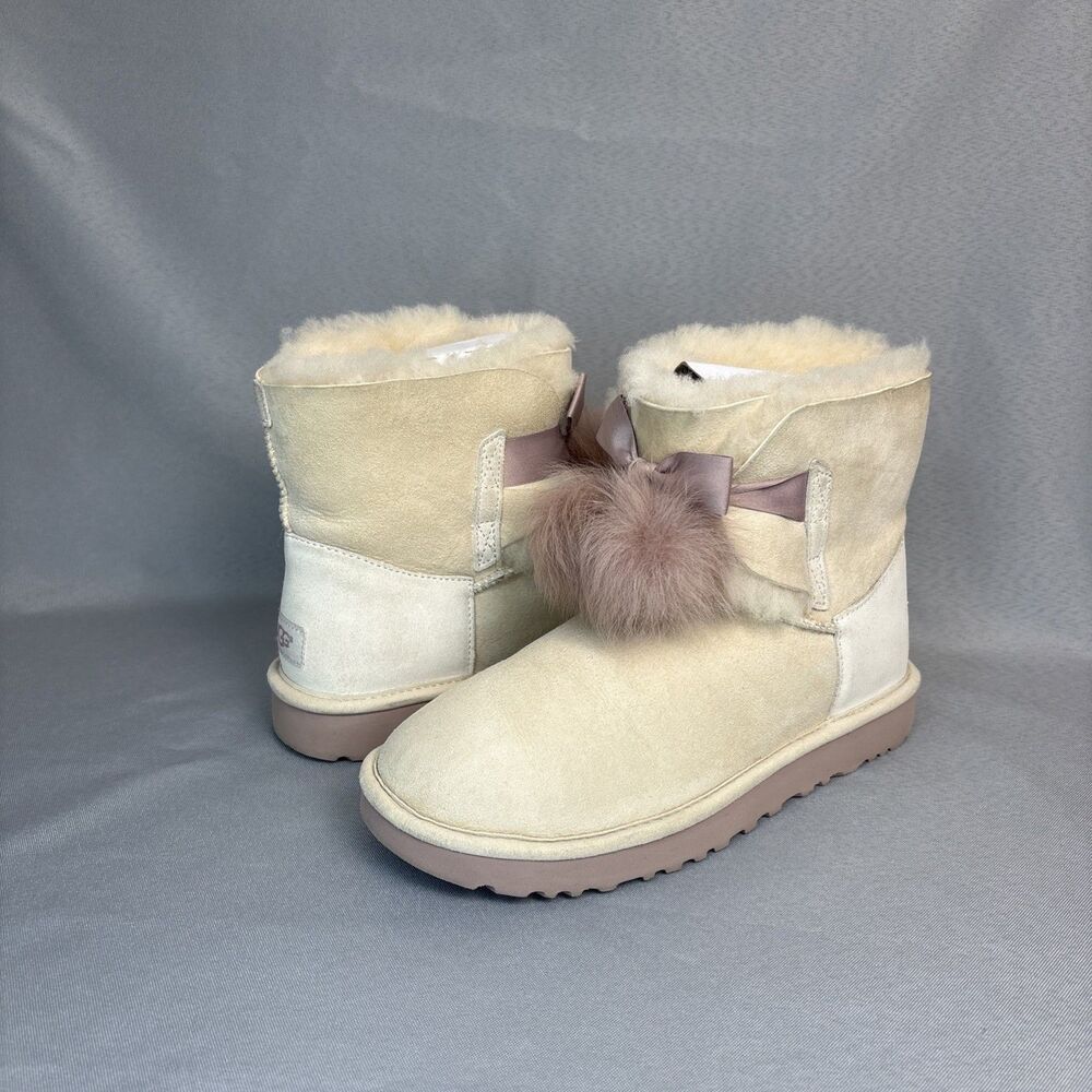 Womens 8 Ugg Boots Gita Powder Cream Purple Pompoms Gorgeous Coquette RARE! - Picture 12 of 15